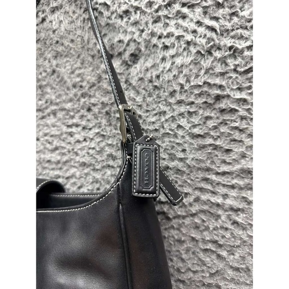 Vintage Coach Women s Hamptons Cowhide Leather Hobo Bag Black H0S-7783 - Picture 4 of 13